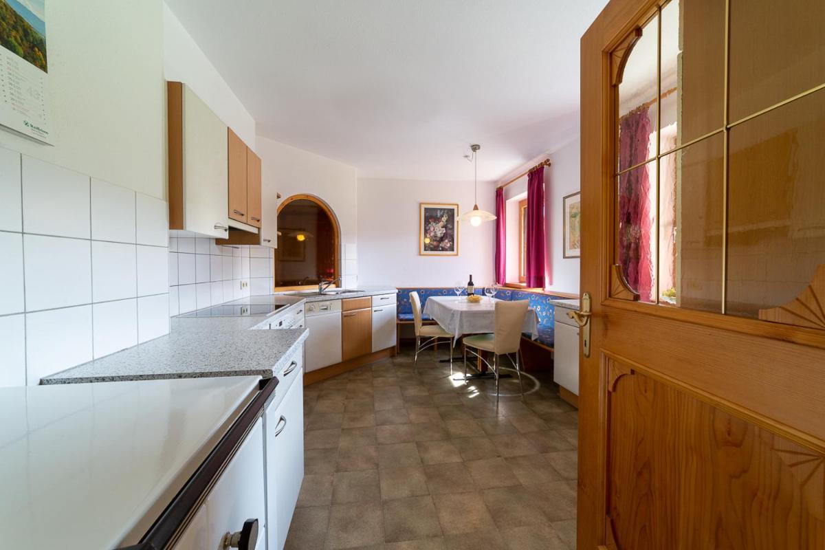 Appartements Patzleiner Rosmarie Prato alla Drava Exterior photo